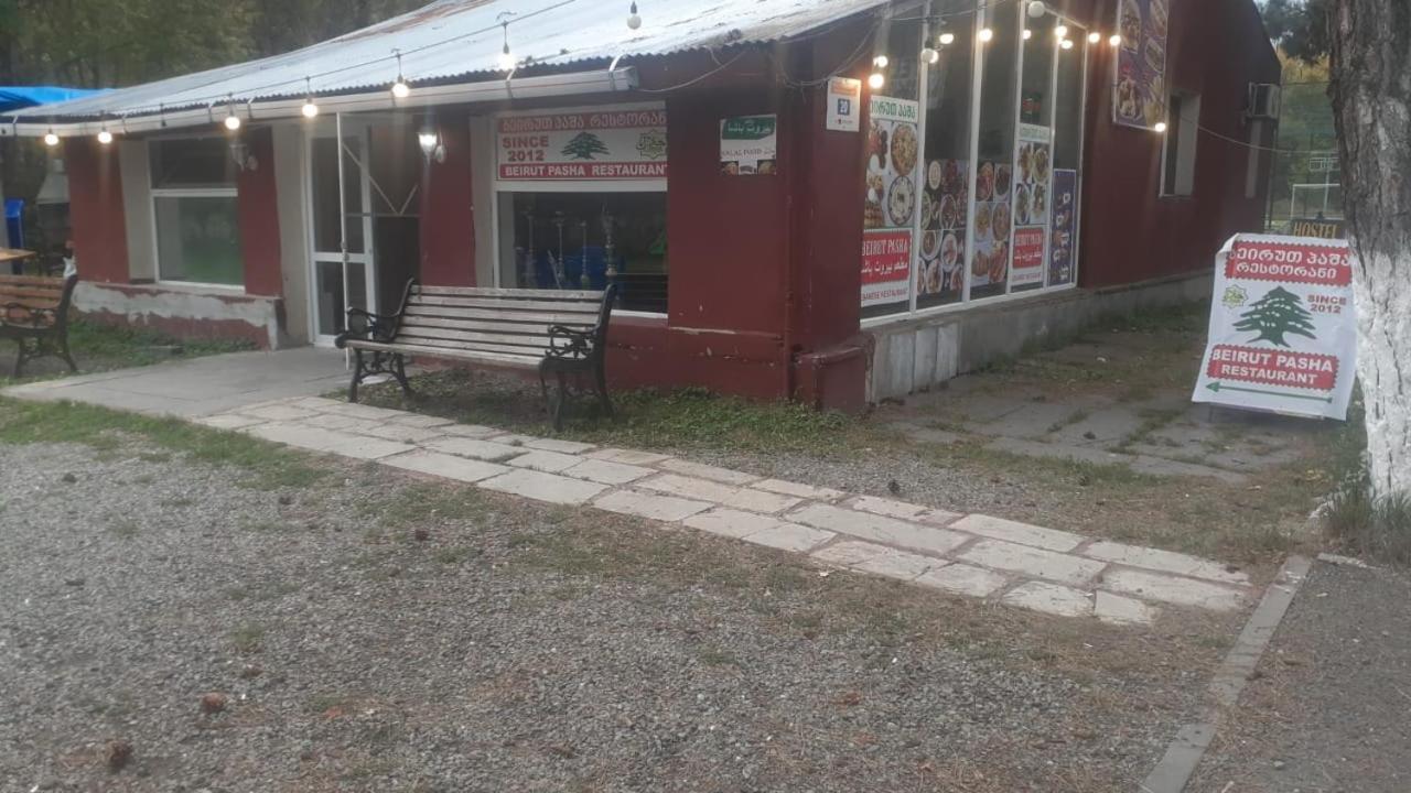 Riverside Hostel ボルジョミ エクステリア 写真