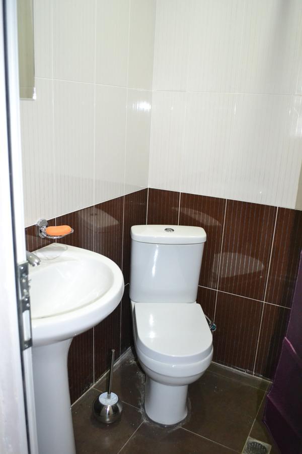 Riverside Hostel ボルジョミ エクステリア 写真