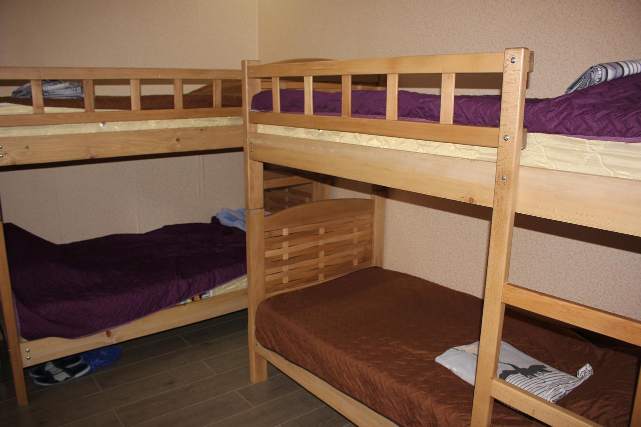 Riverside Hostel ボルジョミ エクステリア 写真